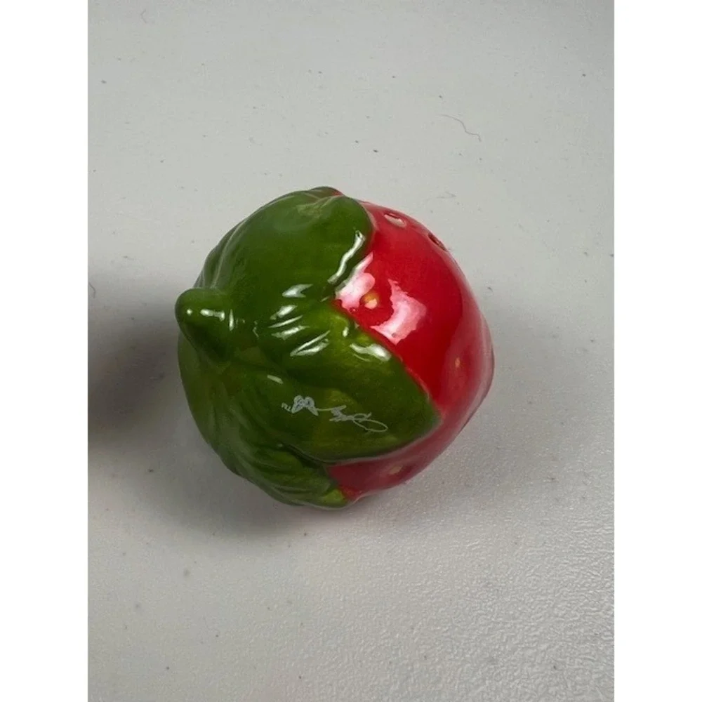 Strawberry‎ Dolly Parton Ceramic Salt and Pepper Shaker Set of 2 Cottagecore